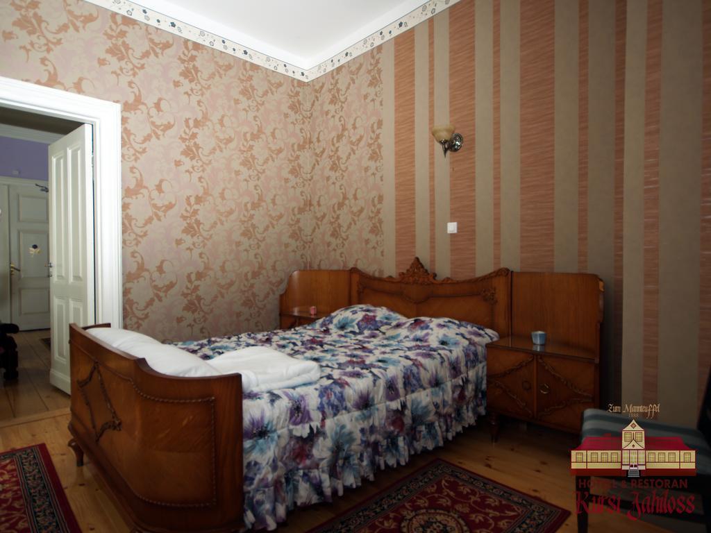Kursi Hunting Manor Hotel Puurmani Quarto foto