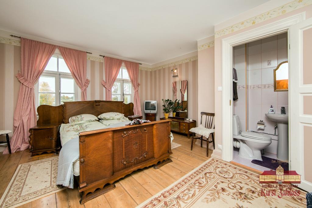 Kursi Hunting Manor Hotel Puurmani Quarto foto